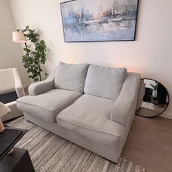 Modern Light Gray Sofa – Excellent Condition