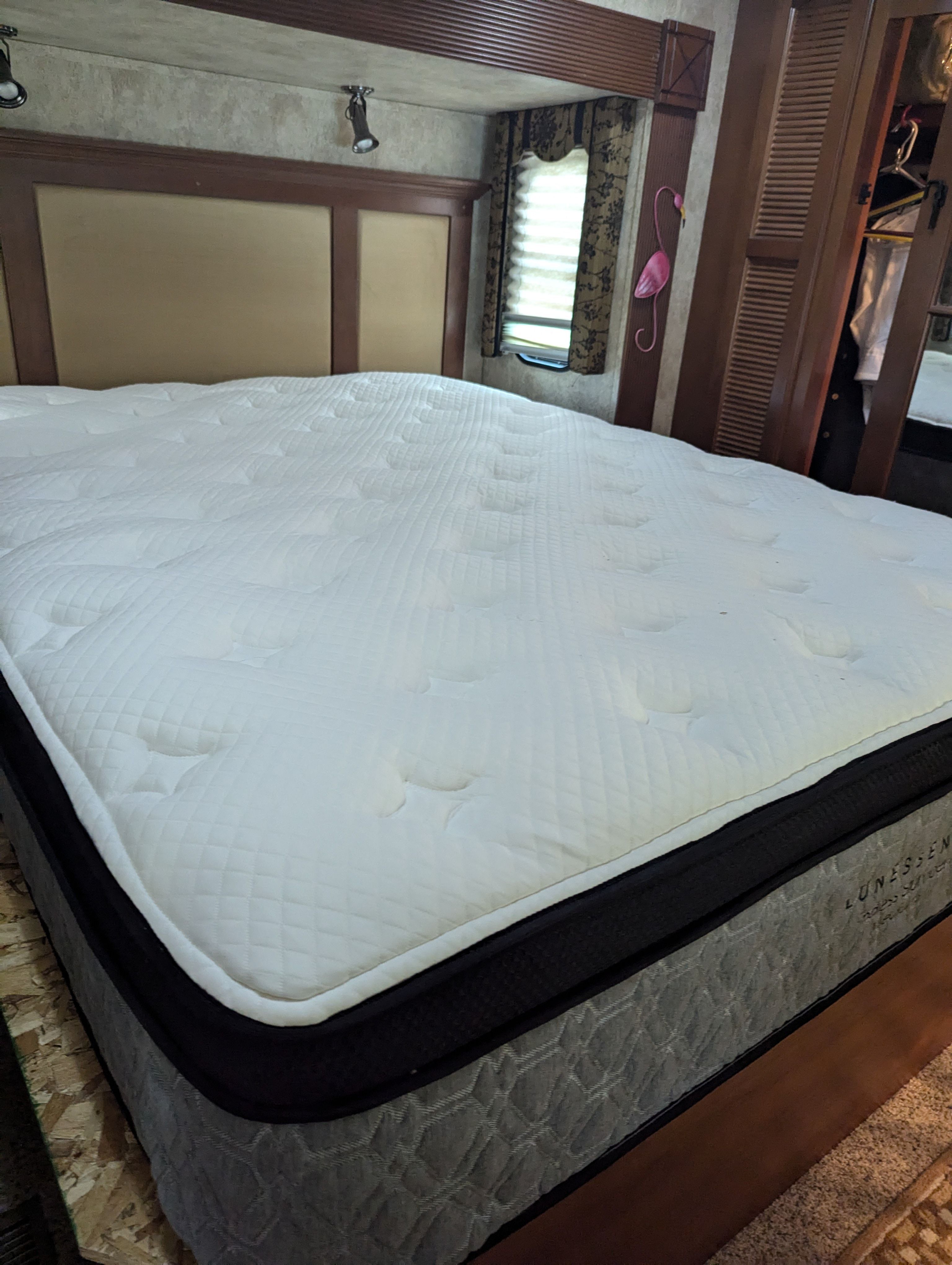 Queen Mattress - Premium Comfort