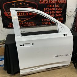 CHEVY TAHO/GMC YUKON 2021-2025 RH FRONT DOOR SHELL OEM