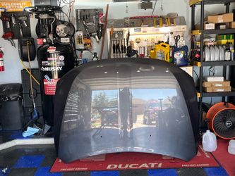 2011  thru 2019 Dodge Durango hood, rear diffuser and cargo retracting cover.