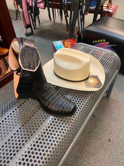 Combos de botas ,cinturón y sombrero de 2000X
