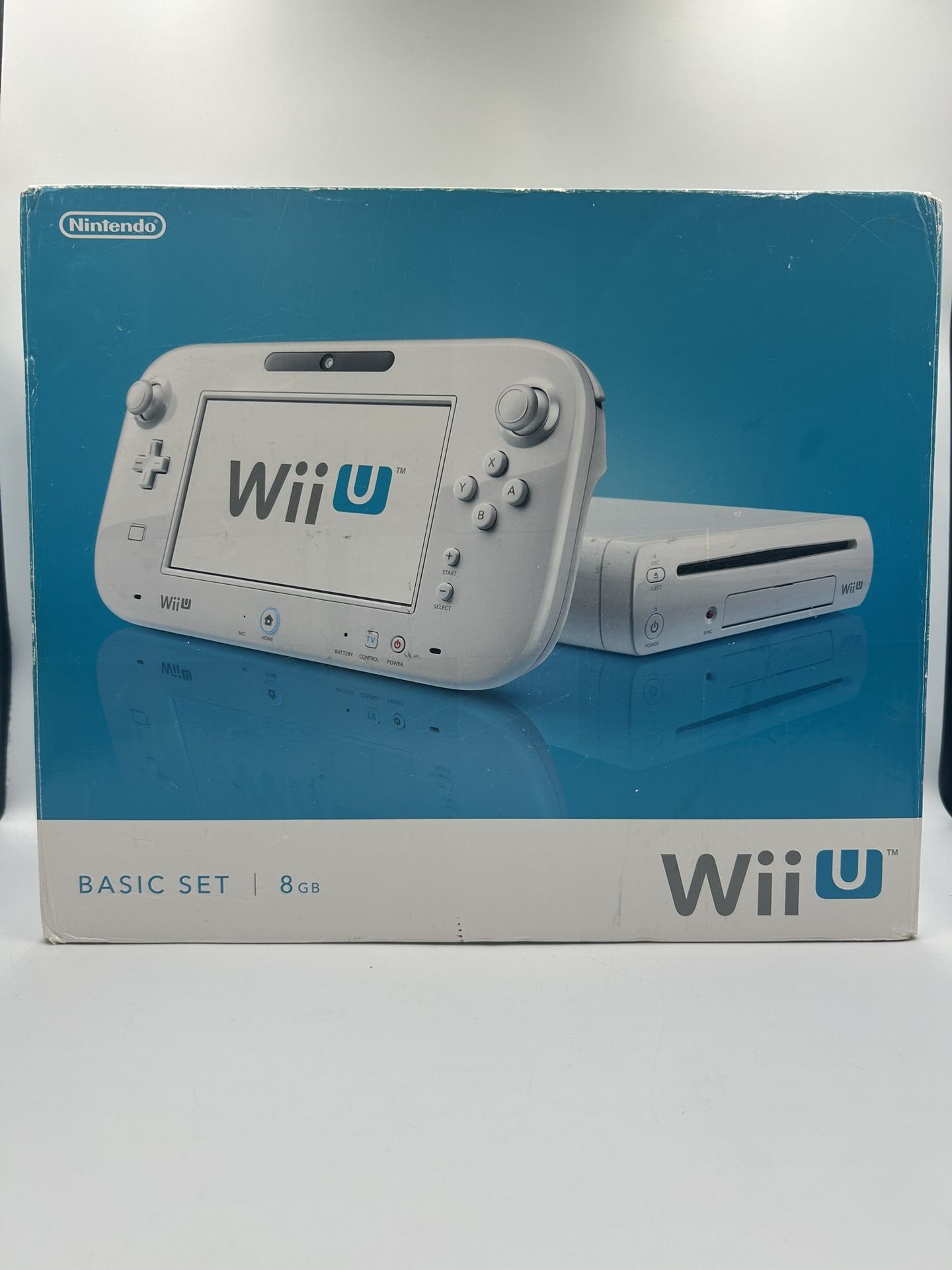 White Nintendo Wii U 8gb Console w/ Black Gamepad - Read Description