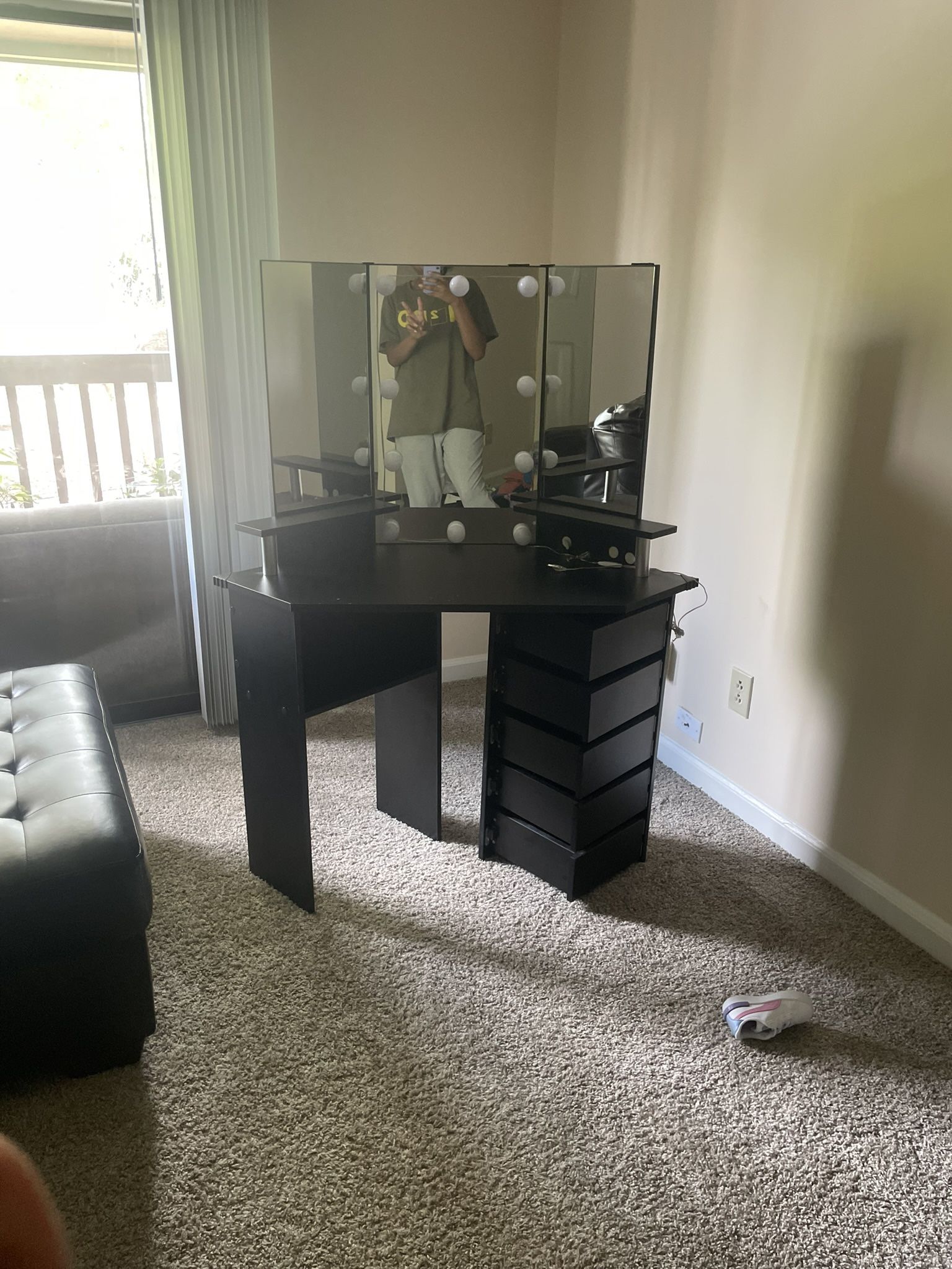 Makeup Vanity