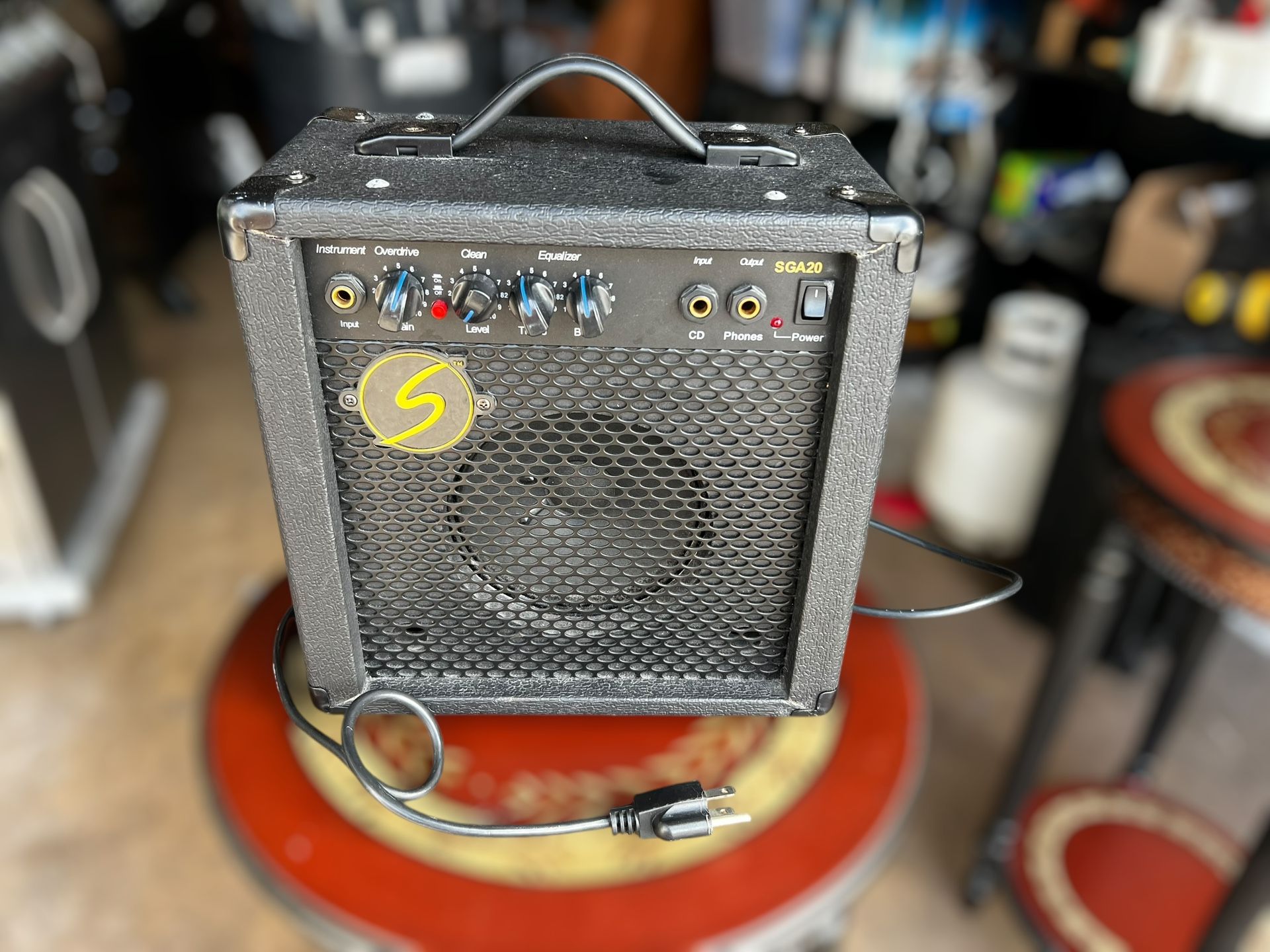 Samick SGA20 120V 26watt Guitar Amplifier!