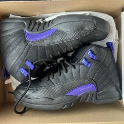 Air Jordan 12s Size 4