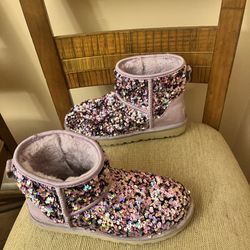 Womens UGG Classic Mini Stellar Sequin Boots 1112515 Size 8 Lilac Frost