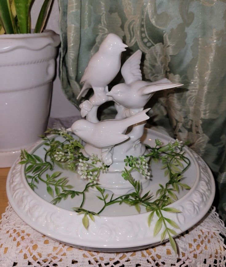 Decorated limoges Plates 10 1/2 D