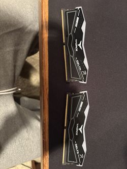 2 Sticks Tforce DDR5 16gb 5200mhz RBG