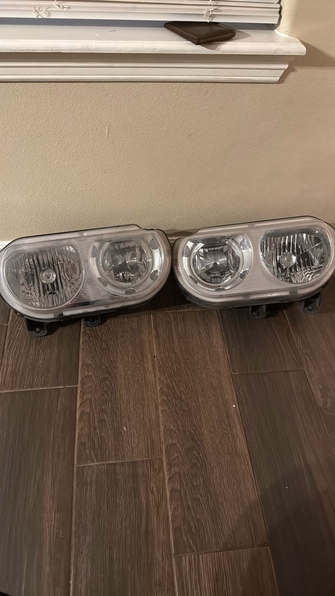 Challenger headlights 2009-2014
