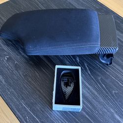 BMW F32 carbon fiber print shifter and Alcantara armrest