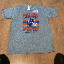 Super Bowl XXII Tee shirt-Never Worn