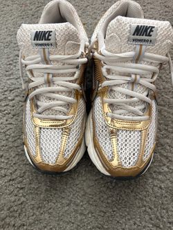 Nike Vomero 5