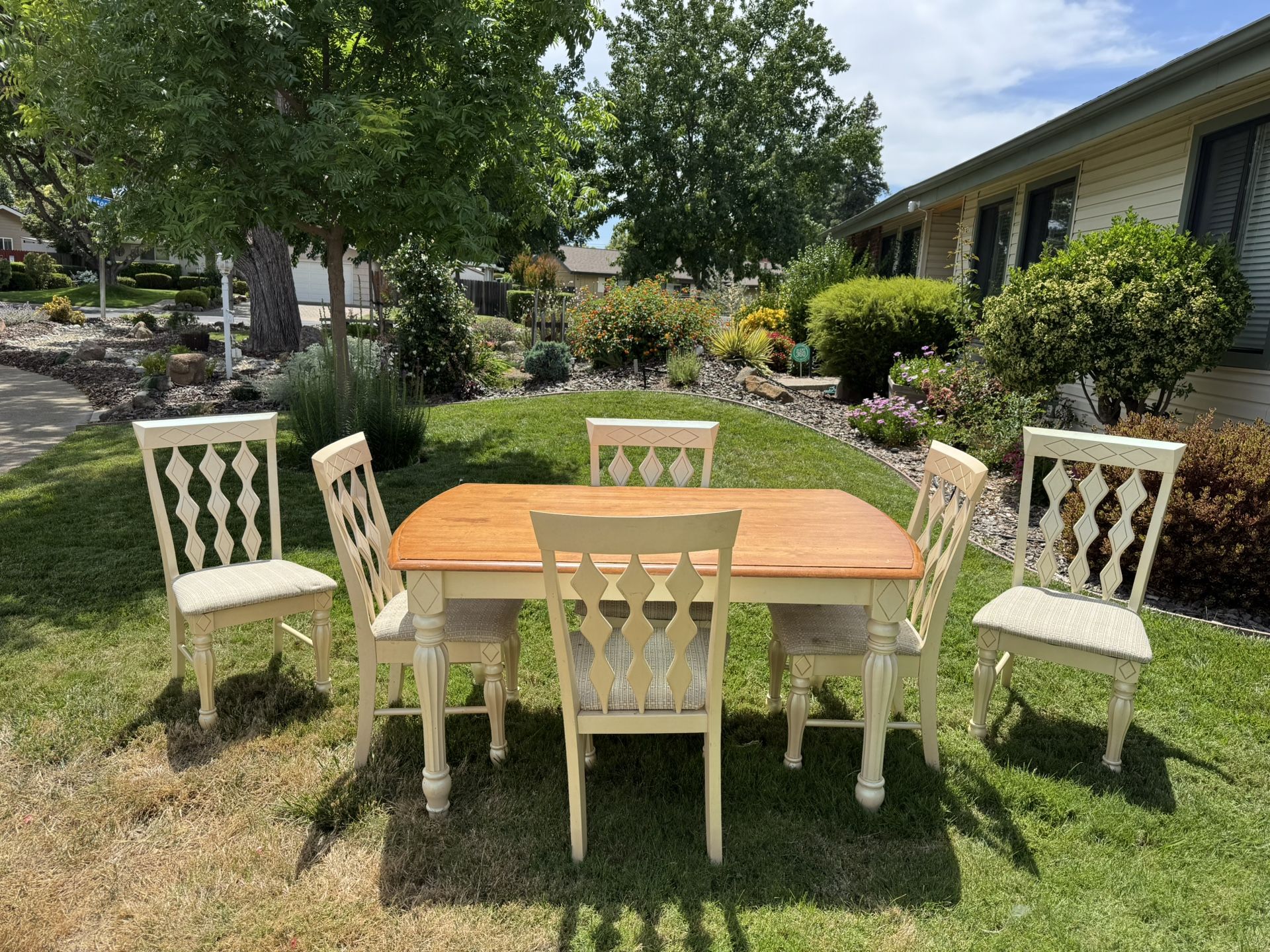 Kitchen Table With 6 Chairs - Make Offer