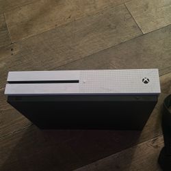 2 Xbox 1’s For 350