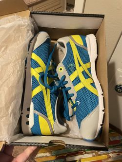 ASCIS Onitsuka Tiger “metro nomad”