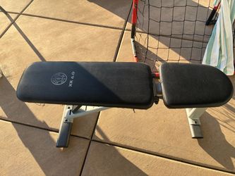 Gold’s gym bench