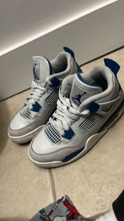 These are Nike Air Jordan 4 Retro "Military Blue" 5.5