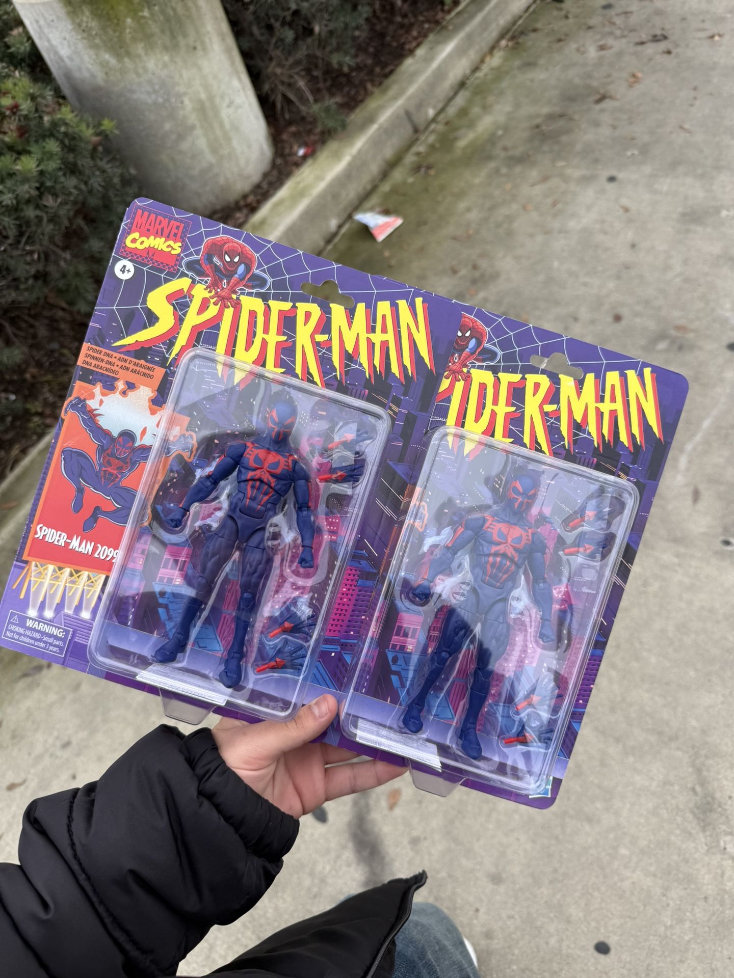 Marvel Legends Read Description