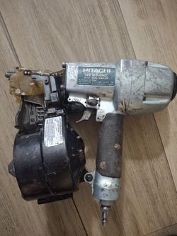 Nail Gun 3+ Hitachi NV65AH2 2-1/2" coil siding
