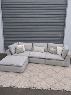 FREE DELIVERY‼️ Cloud Couch Sectional Light Gray