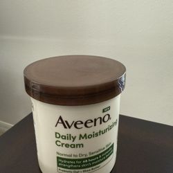 Aveeno Moisturizing Cream 15 Oz NEW