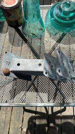 Spare tire carrier