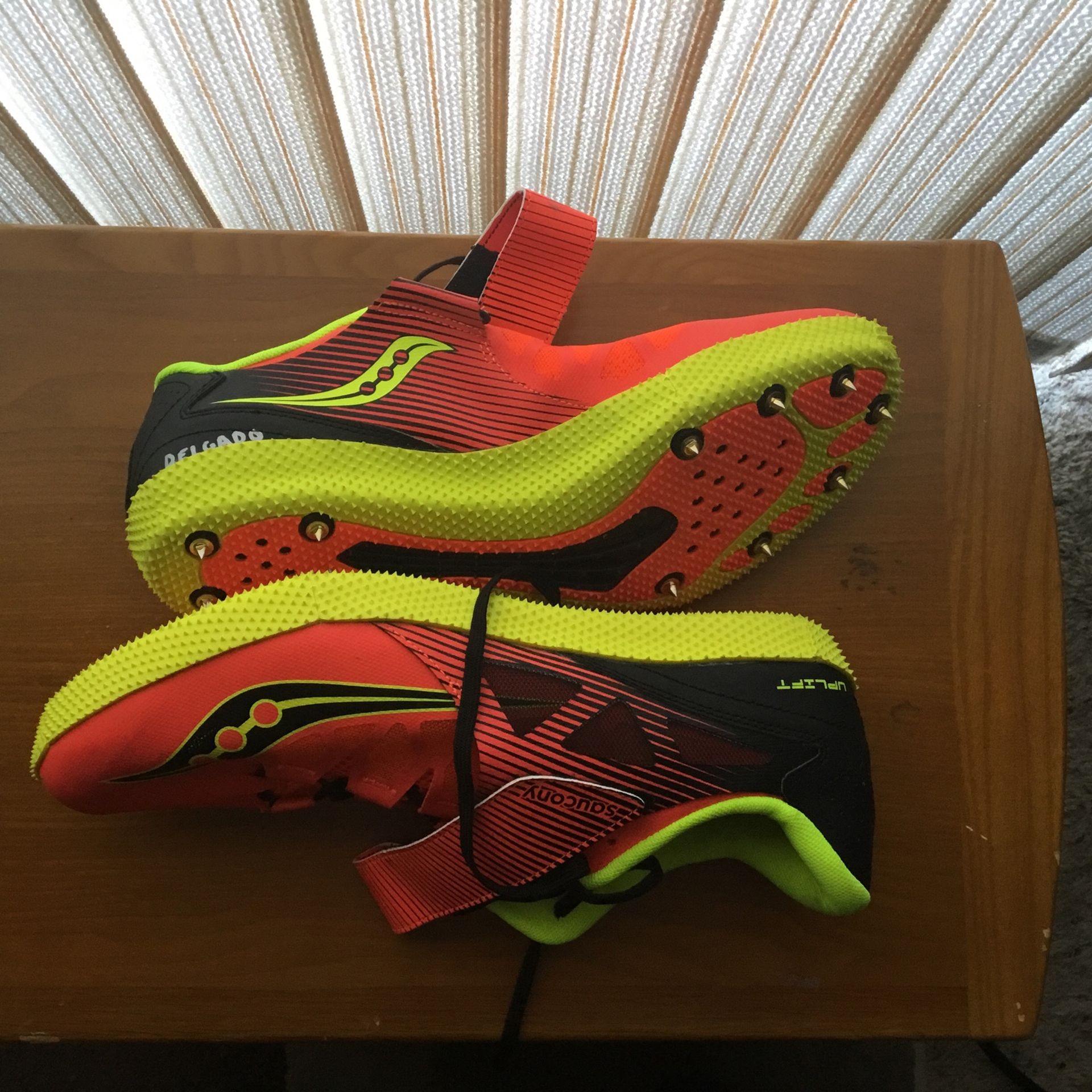 Saucony Uplift Delgado Shoes Size 11&1/2 As