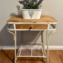 Small Farmhouse Table 