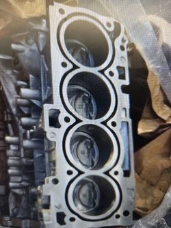NEW Hyundai 2.4 Liter Short Block
