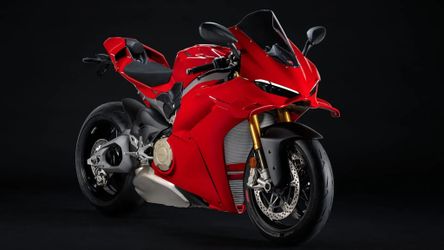 2025 DUCATI PANIGALE V4 S