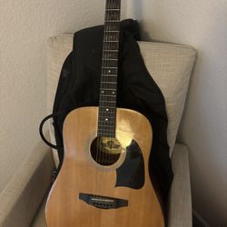 Acoustic Guitar 