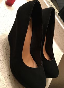 Black platform wedges
