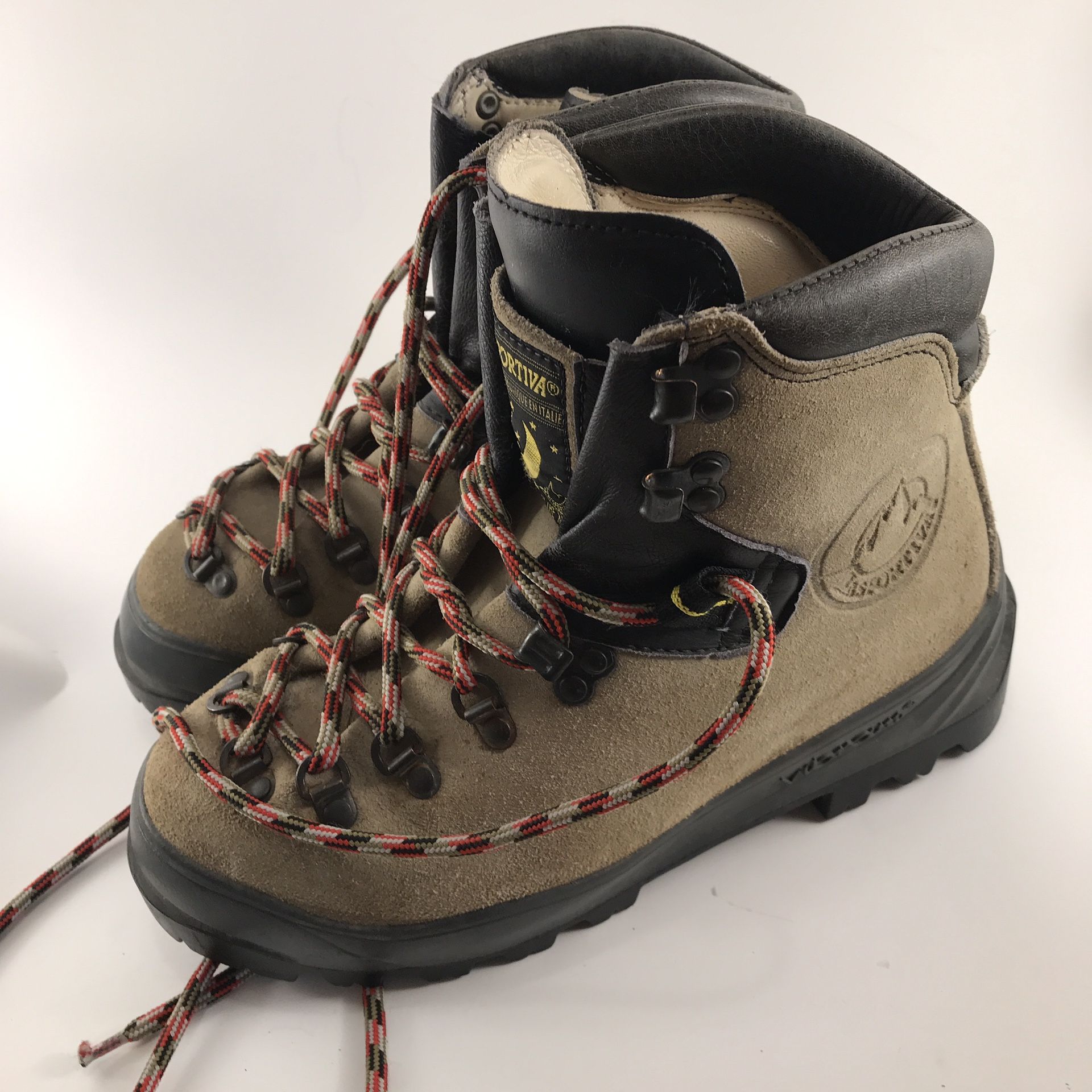 La Sportiva Makalu Hiking Boots Size 38.5