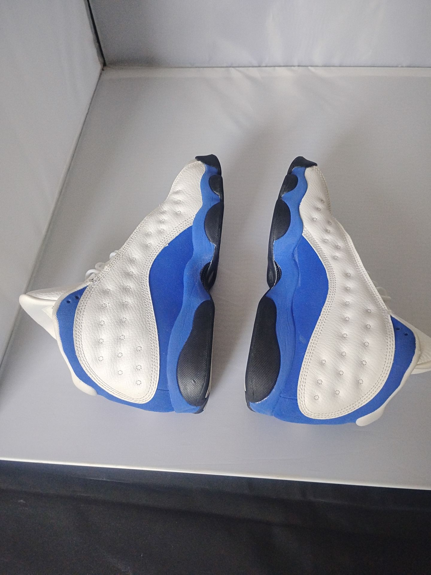 Boys size 7 Jordan 13 retro hyper royal " vintage J's 2017...