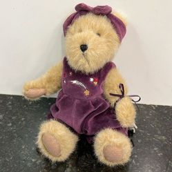 Hallmark Exclusive Boyds Bears Sydney G Bearsmark Plush #9696HM Star Retired 