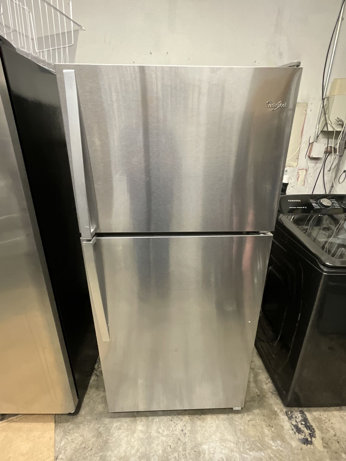Whirlpool Top Freezer Refrigerator