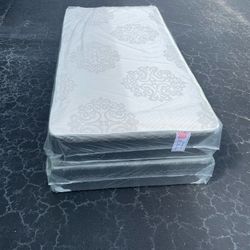 NEW TWIN SIZE SET MATTRESS AND BOX SPR+ING-2pcs