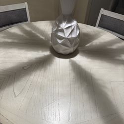 Four Chair Dining Room Set 