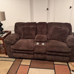 Couches - Electric recliners