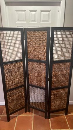 Wood/Wicker 3 panel room divider
