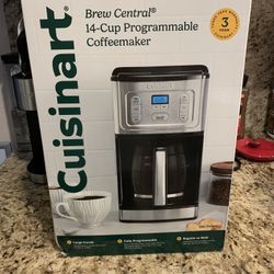 Cuisinart Brew Central 14-cup Programmable Coffee Maker
