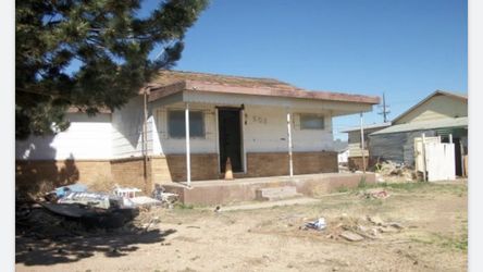Fixer upper Investment house for sale 3/2