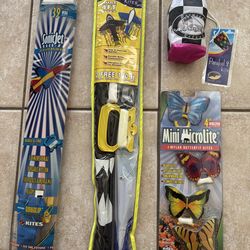 BRAND NEW BUNDLE OF ASSORTED KITES
