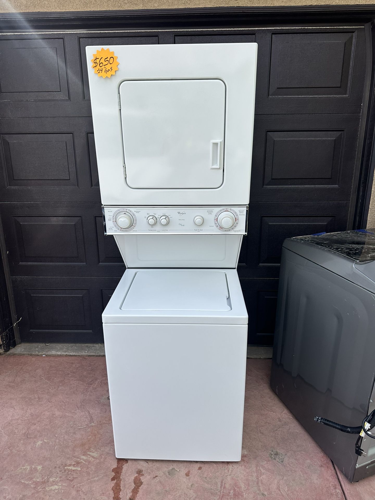 24 WIDE WHITE WHIRLPOOL GAS STACKABLE 