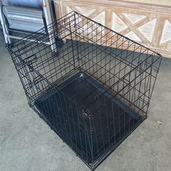 24” X 20” Dog Crate - Good Condition