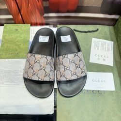 Gucci slippers