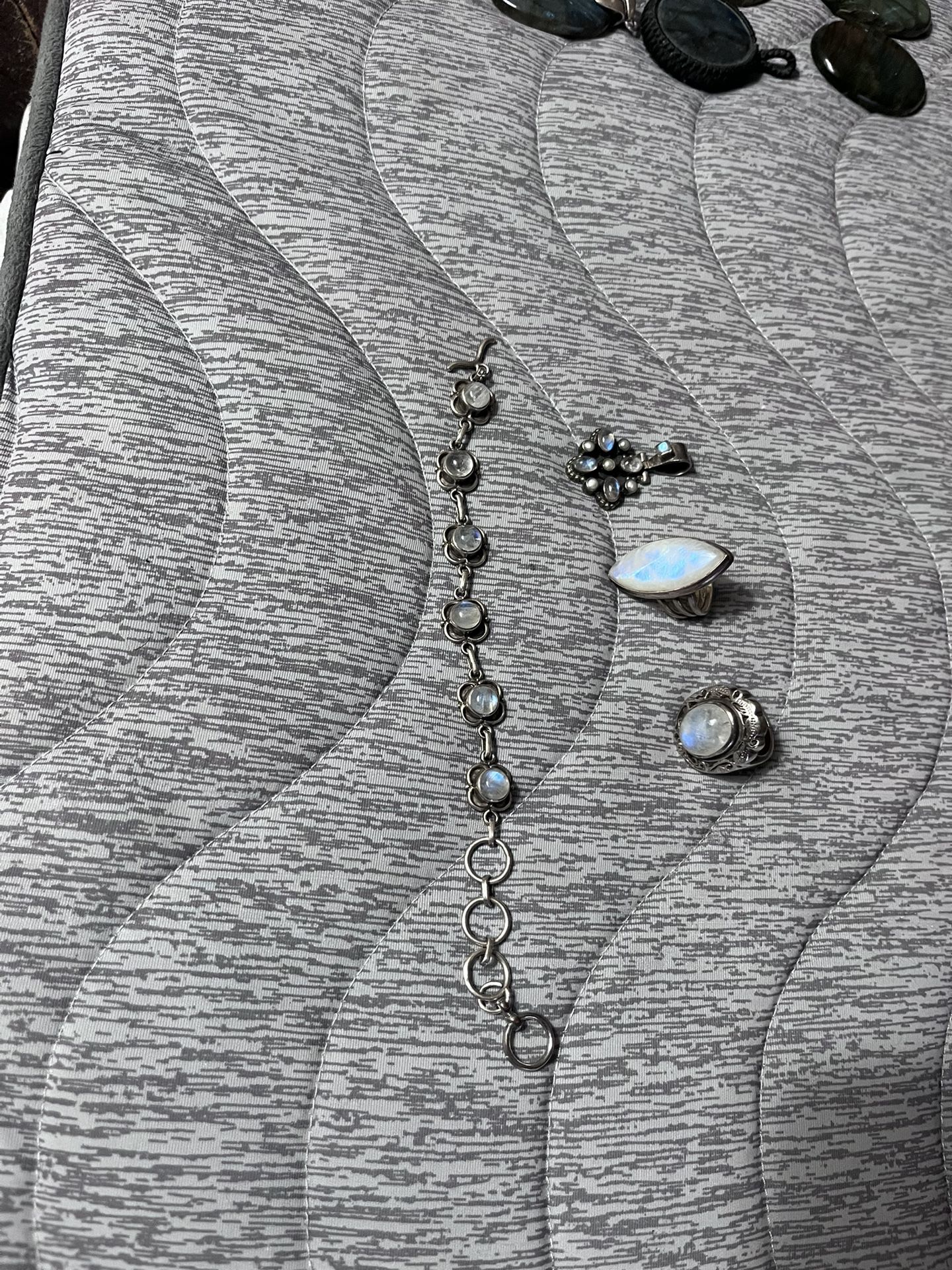 Amazing Moonstone Sterling Silver Jewelry