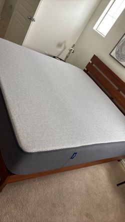 King size Casper mattress  in mint condition always  cover.