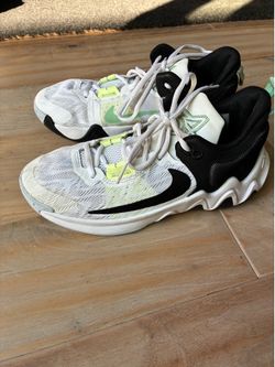 Nike Basket Ball, Volleyball Shoe, youth