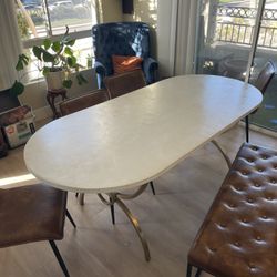 Table With / Without Chairs + Bench 